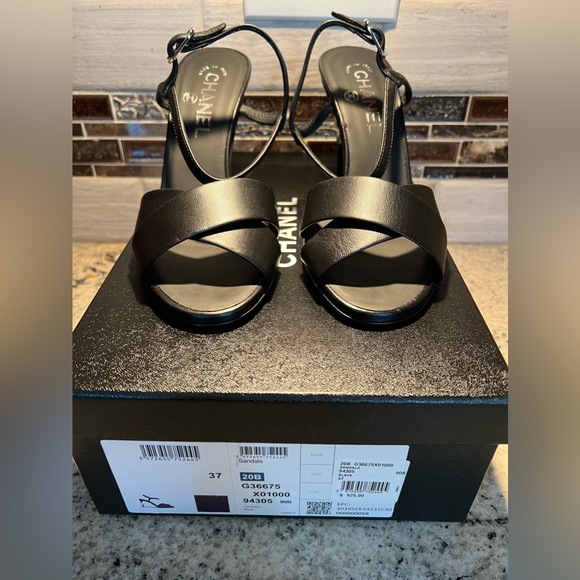SOLD SOLD SOLD Chanel Lambskin Black Sandals 20B Size 37 - Picture 9 of 9